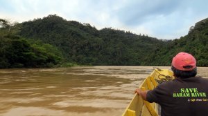 Johannes longboat on Baram